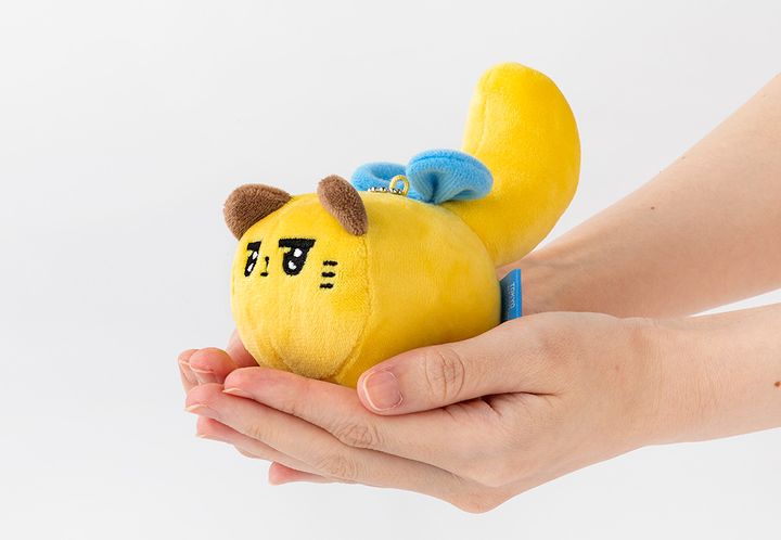 グレープストーン「東京ばにゃ奈 ボールチェーン付 ぬいぐるみ ばにゃ奈」