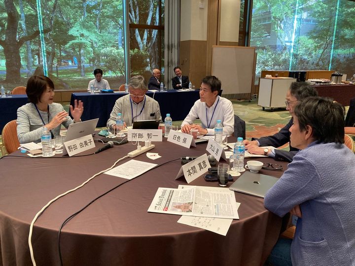 グループディスカッションでは闊達な議論が行われた