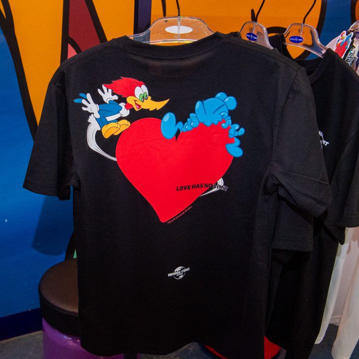 LOVE HAS NO LIMIT Tシャツ(黒)