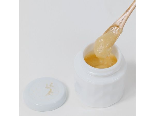 日本みつばちの生はちみつ 熟成蜜 日本みつばちの生はちみつ 熟成蜜 日本みつばち完熟生蜂蜜(600g