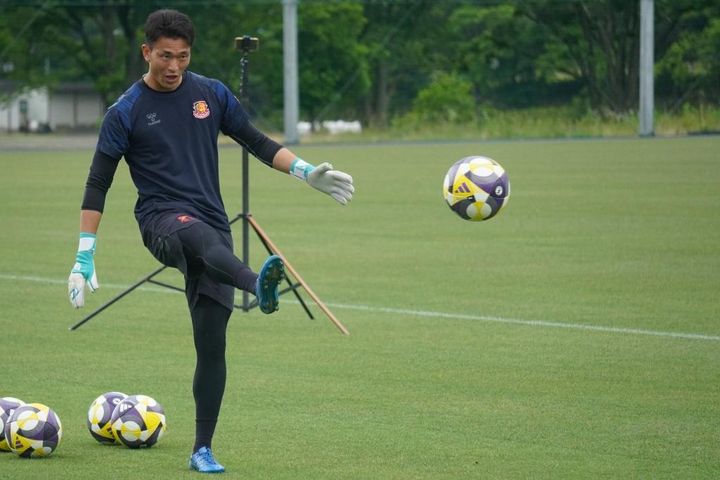 【インタビュー】「自分の信じた道を突き進んで…」日本プロリーグ初の京都大出身GKが成長を誓う