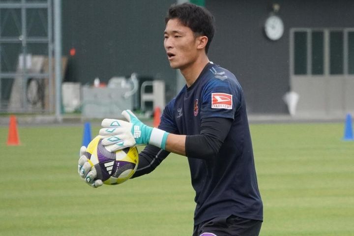 【インタビュー】「自分の信じた道を突き進んで…」日本プロリーグ初の京都大出身GKが成長を誓う