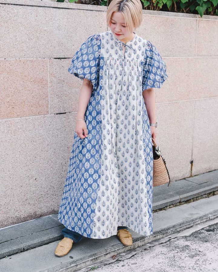 真夏の“ワンピース”ルック5選。さりげないレイヤードがお洒落見えのコツ【TOKYO SNAP】