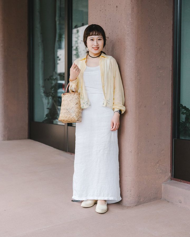 真夏の“ワンピース”ルック5選。さりげないレイヤードがお洒落見えのコツ【TOKYO SNAP】