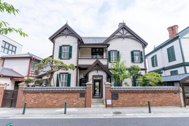 異国情緒に包まれながら読書とアフタヌーンティーを。神戸北野にある「パンとエスプレッソと異人館」