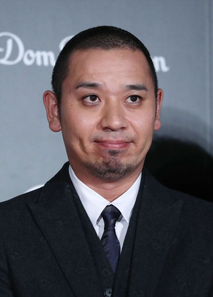 「千鳥」の大悟さん（2018年11月撮影、時事）