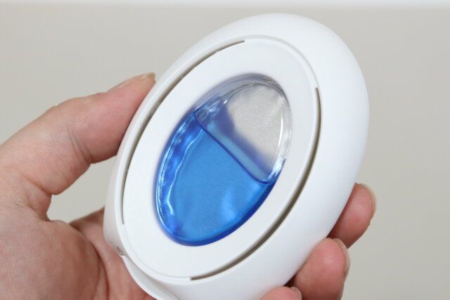 ダイソー ファブリーズ トイレ用消臭剤 サイズ感