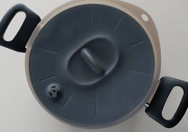 ダイソーのエア弁付シリコーン蓋2