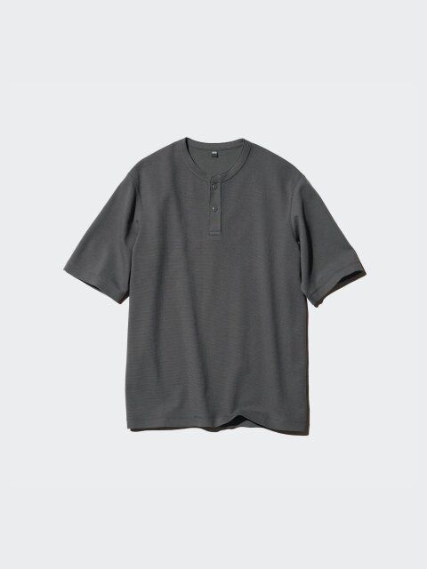 2025夏ユニクロ女性おすすめドライワッフルヘンリーネックTシャツ