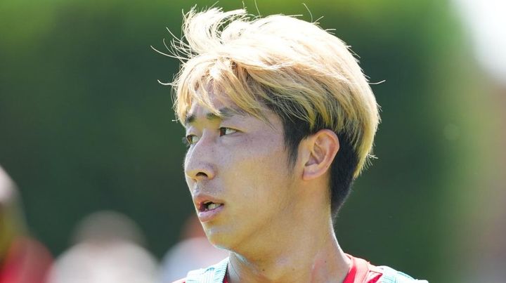 「すいません、ブーイング聞こえました」22歳日本代表DF、古巣Jリーグチームとの対戦で33歳先輩に謝る