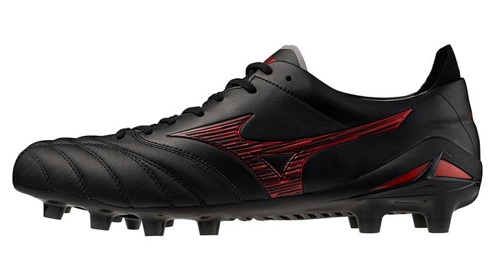 ミズノ、大人気サッカースパイク『モレリアネオ4』の限定カラーが発売中！“MIXモデル”も