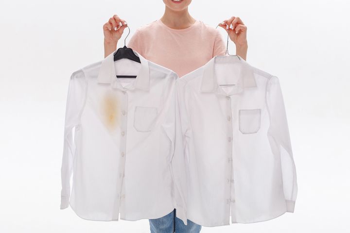 大切な服が……汚れた（涙）