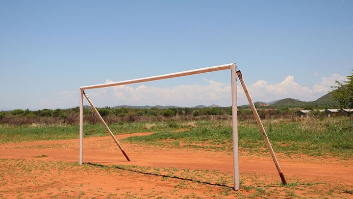 サッカーの試合中に19歳男性が亡くなる悲劇…突然意識を失い、心肺蘇生も叶わず