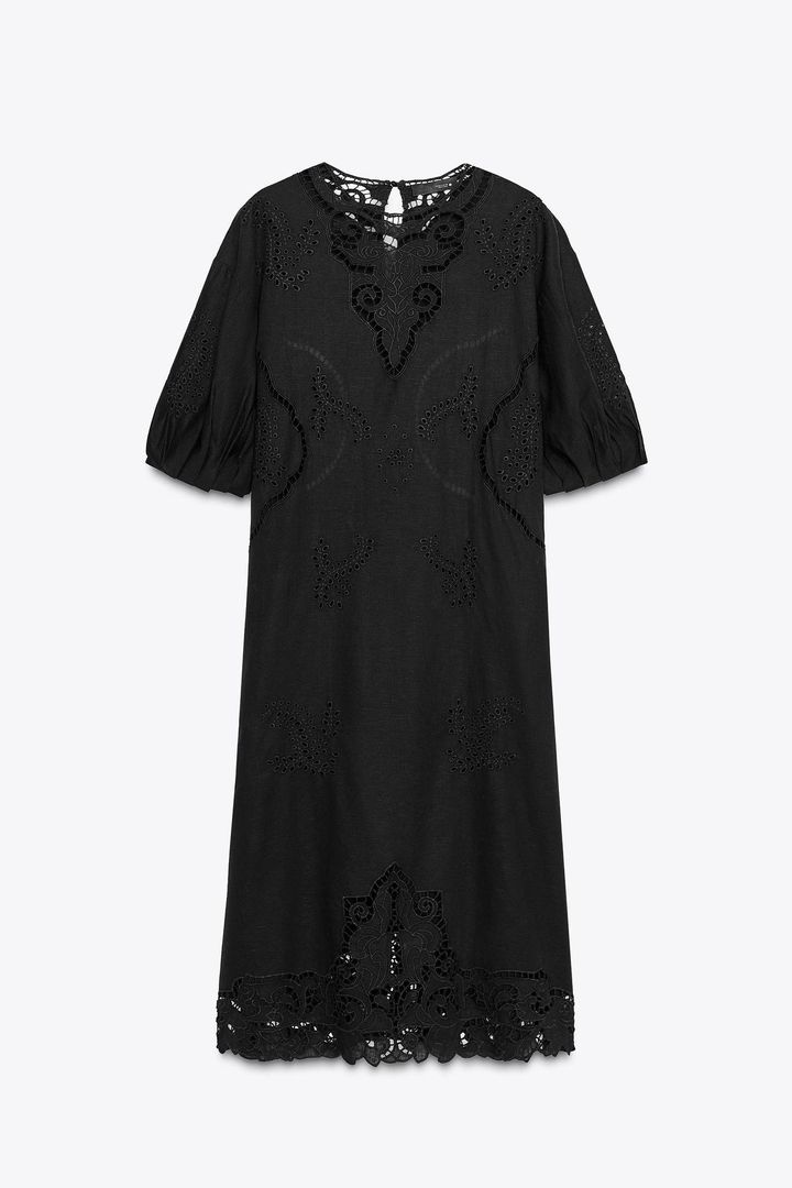 ☆ドイツ発*ZARA*新作*刺繍フロントドレス/BLACK☆ やっぱり『黒』がオシャレ！【ZARA】40・50代のサマ見え！「刺繍
