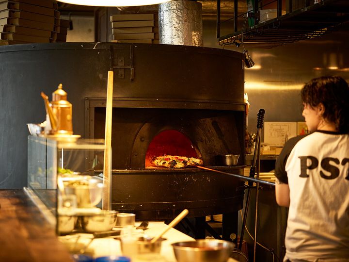 乃木坂『PST 六本木』の調理風景