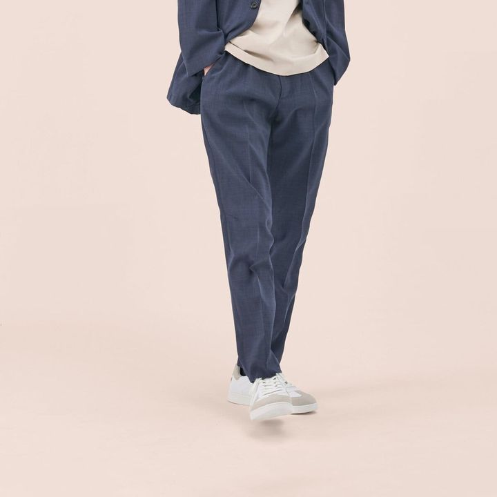 ワークマン カルキュロ(R)使用サマースーツパンツ 着用シルエット