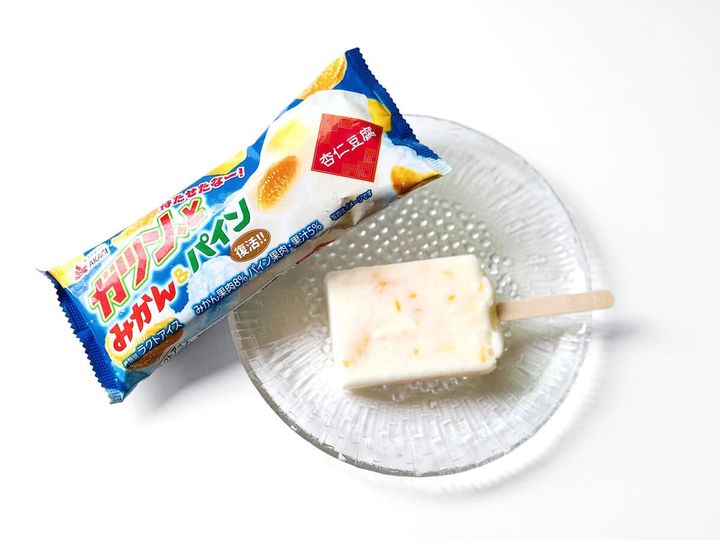 赤城乳業「ガツン、とみかん＆パイン杏仁豆腐」