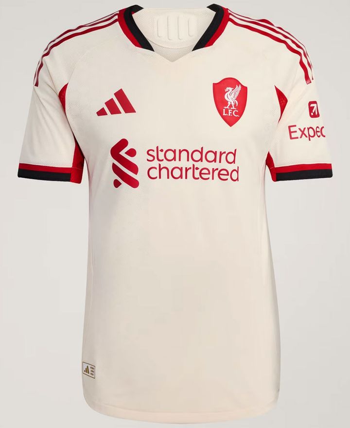 日本代表所属のイングランド王者が新ユニフォームを発表！14季ぶりに「アディダス」とのコンビが復活