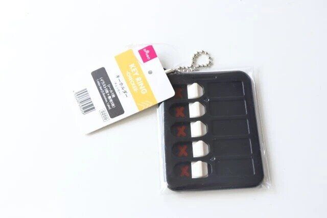 ダイソー キーホルダー（チェッカー） パッケージ