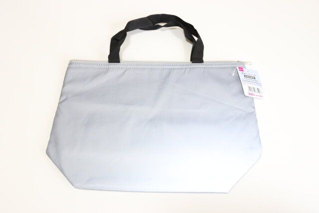 ダイソーの保冷トートバッグ