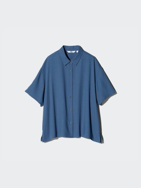 ユニクロのレーヨンブラウス