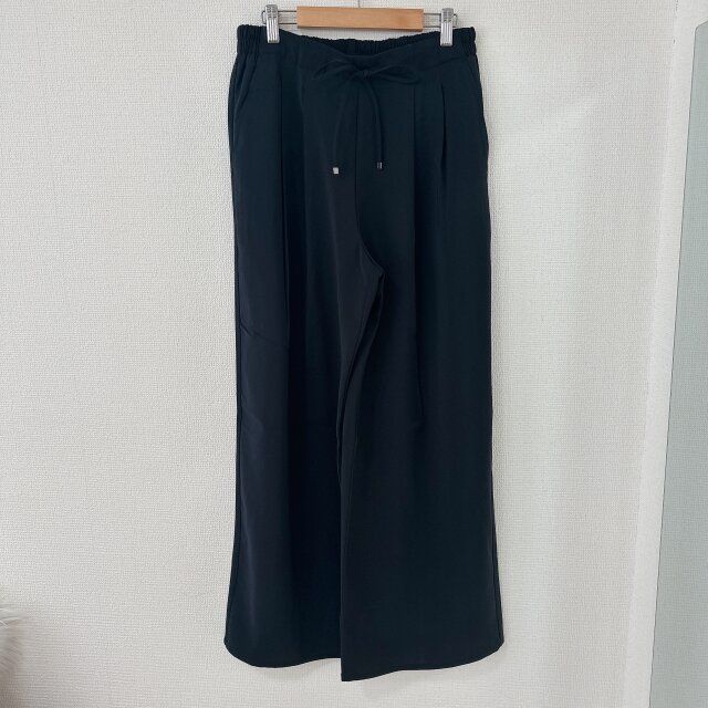 GU ドレープワイドパンツZ BLACK