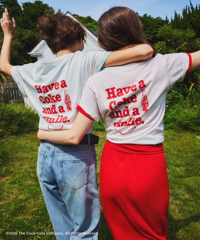 ジュングループと「コカ･コーラ」のコラボコレクションが登場！「コカ・コーラ」の歴代ロゴをファッションに落とし込んだ多彩なラインナップに注目