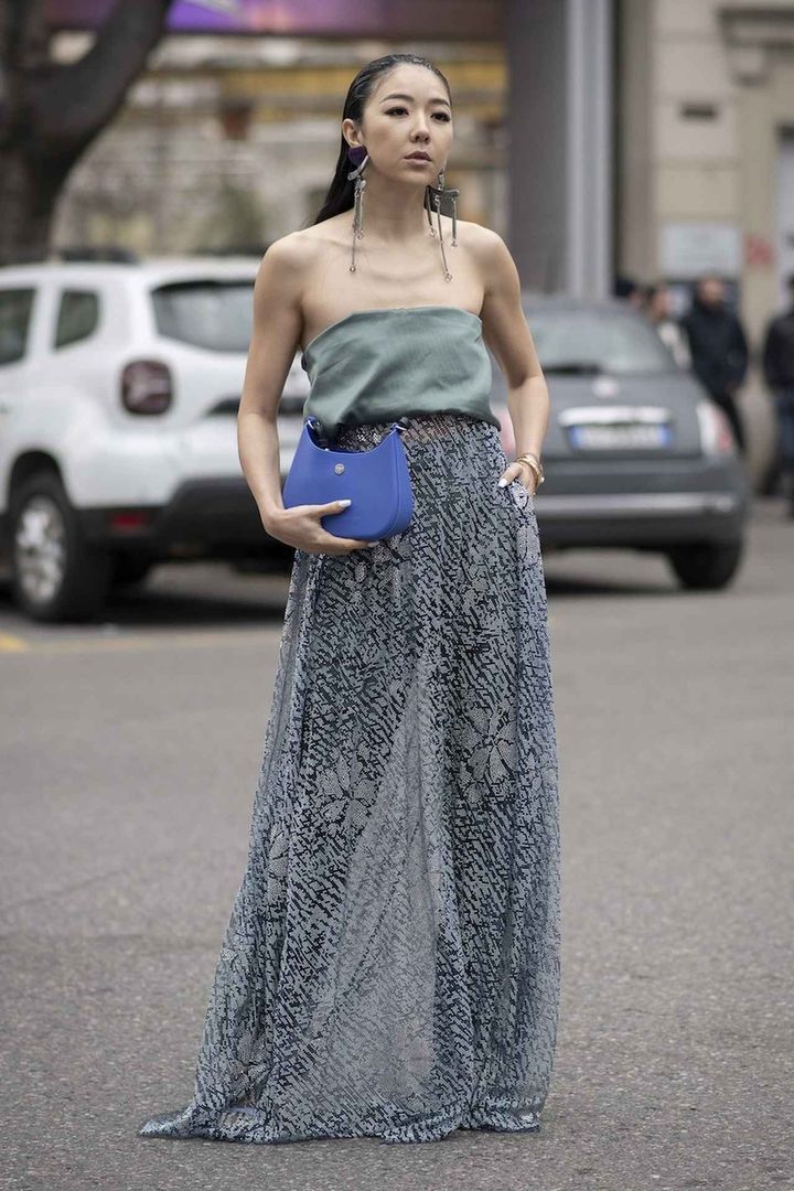 画像: くすみトーンのニュアンスが好作用