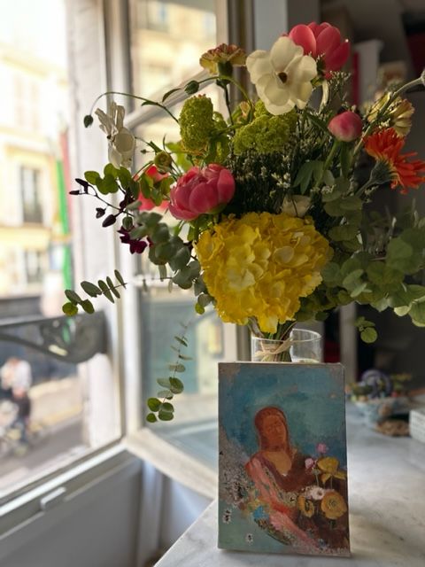 日常に、花という小さな贅沢を【夢見るパリ】