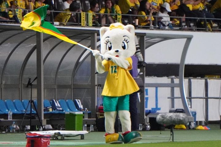 かわいすぎる！J2ジェフユナイテッド千葉に復帰したみなちゃんの写真を公開