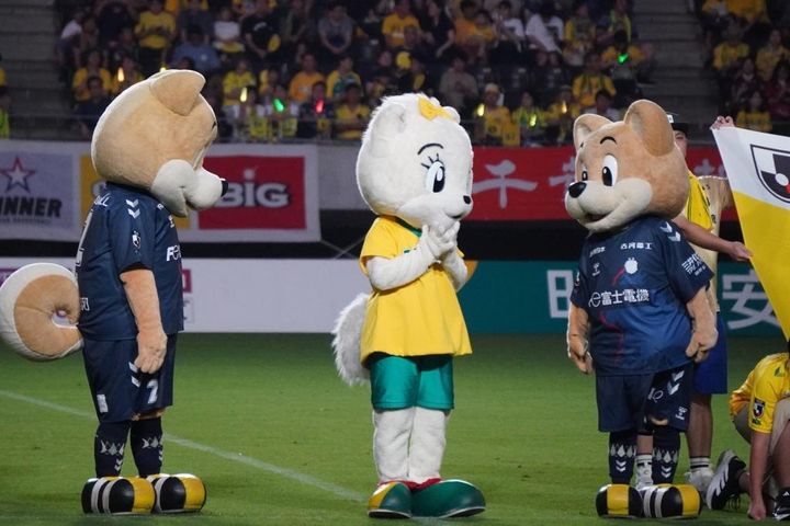 かわいすぎる！J2ジェフユナイテッド千葉に復帰したみなちゃんの写真を公開