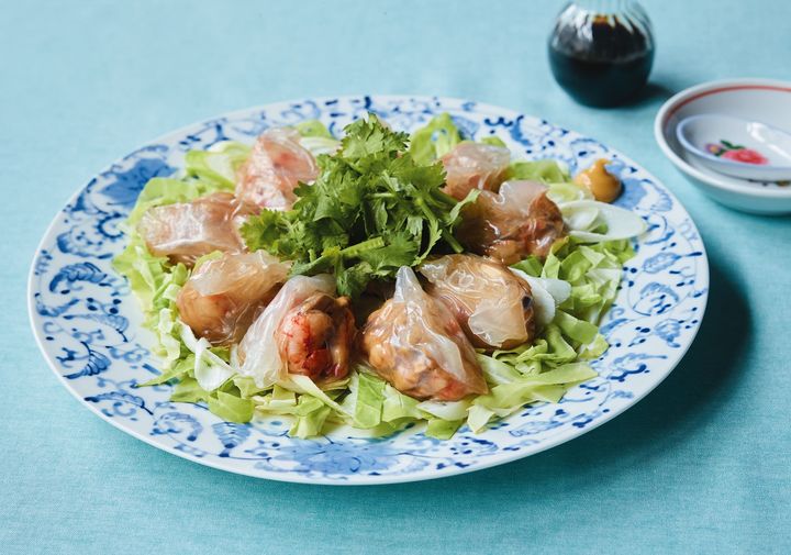 蒸しエビ餃子。ミネラルたっぷりのエビを贅沢にIN