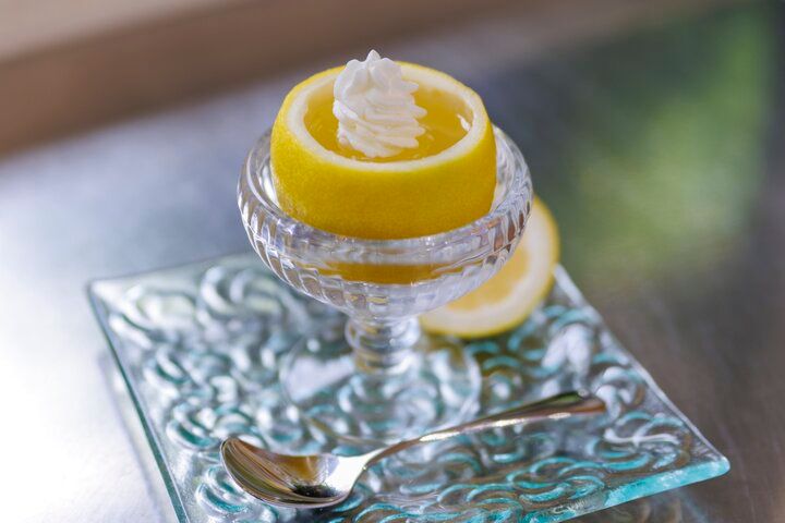 京都の老舗フルーツパーラー「クリケット」で、果実味豊かなゼリーやフルーツサンドを♪