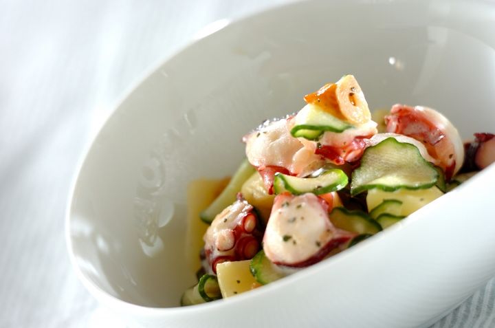 タコとジャガイモのサラダ