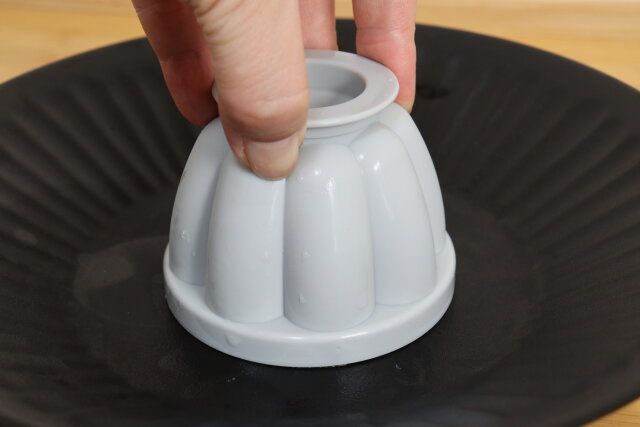 セリアのゼリー モールド フタ付き4