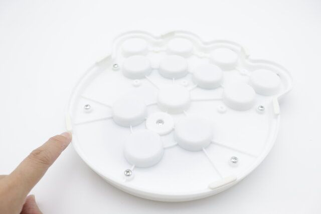 ダイソー ペット知育玩具 ノーズワークパズル 滑り止め