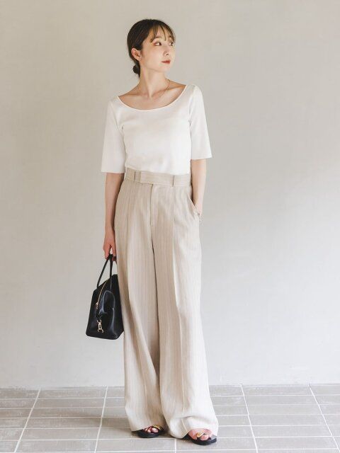 2025夏大人女子おすすめきれいめワントーンコーデ