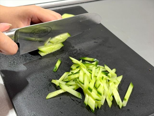 韓国冷麵風そうめん きゅうり トッピング カット