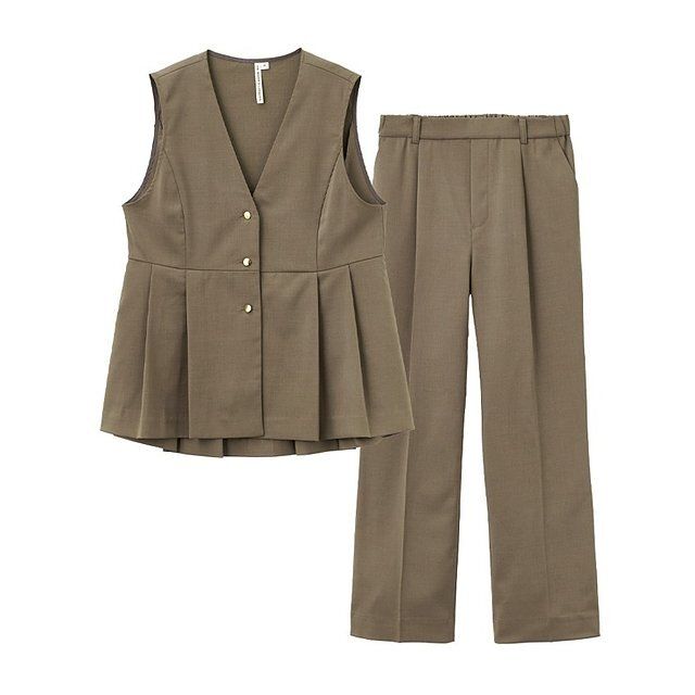 しまむらのベストとパンツセット