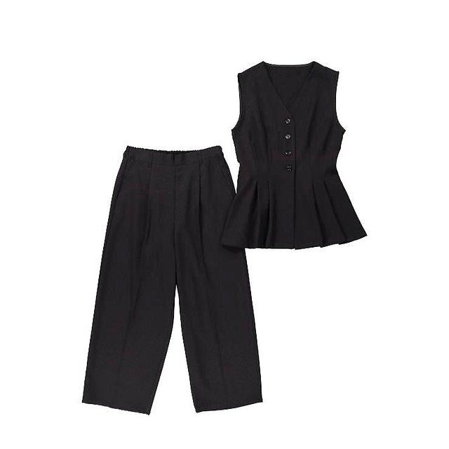 しまむらのベストとワイドパンツセット