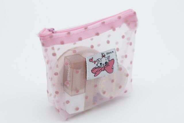 セリア ＜おしゃれキャット＞メッシュドットタグポーチ 透け感