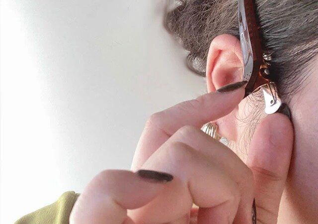 ダイソーのおすすめダッカール（コーム付）