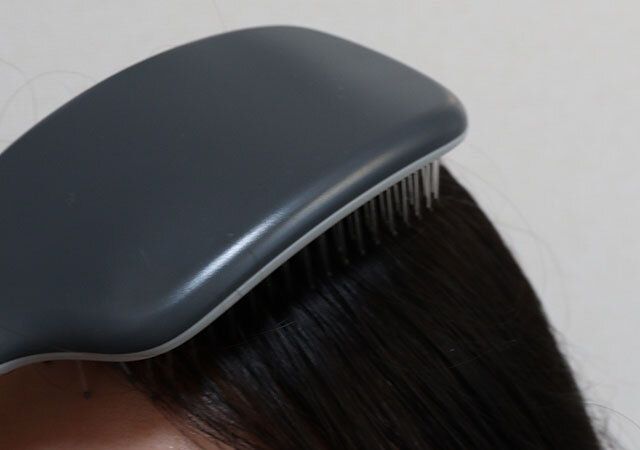 デザインヘアブラシ 使用例