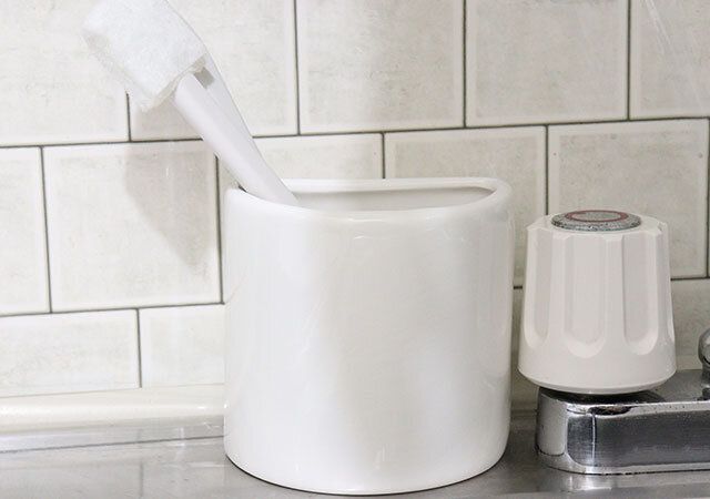 ダイソーのミニ植木鉢は水回りの収納におすすめ