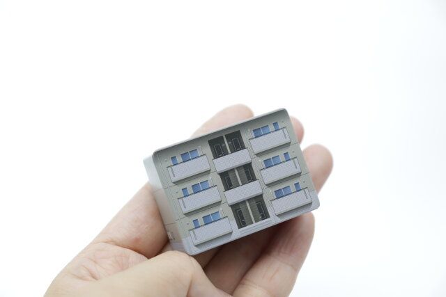 ダイソーのミニチュア ビル S1