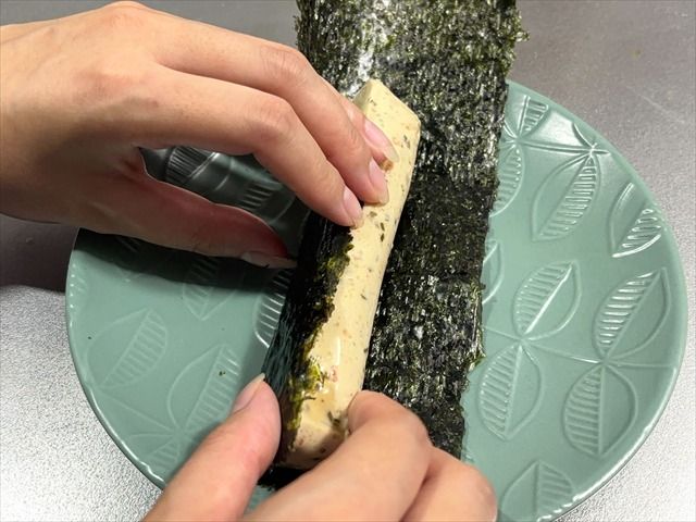 豆腐バー 海苔巻き 巻く