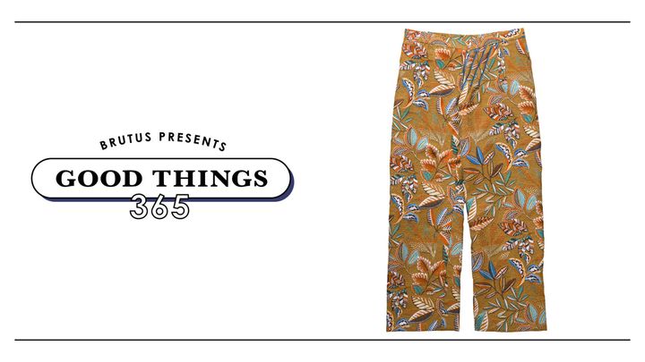 〈ブレス〉のパンツ