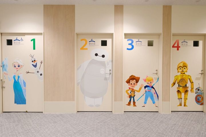 更衣室（正面）