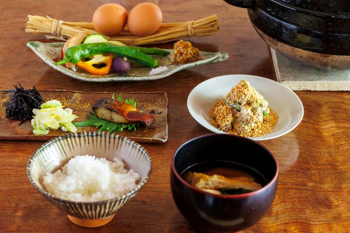 京都・白川ほとりの和食の名店「丹」で味わう、炊きたてごはんと和朝食