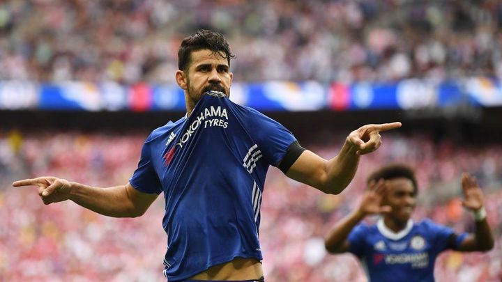 移籍した過ぎて…「練習や試合をボイコットした」有名サッカー選手たち